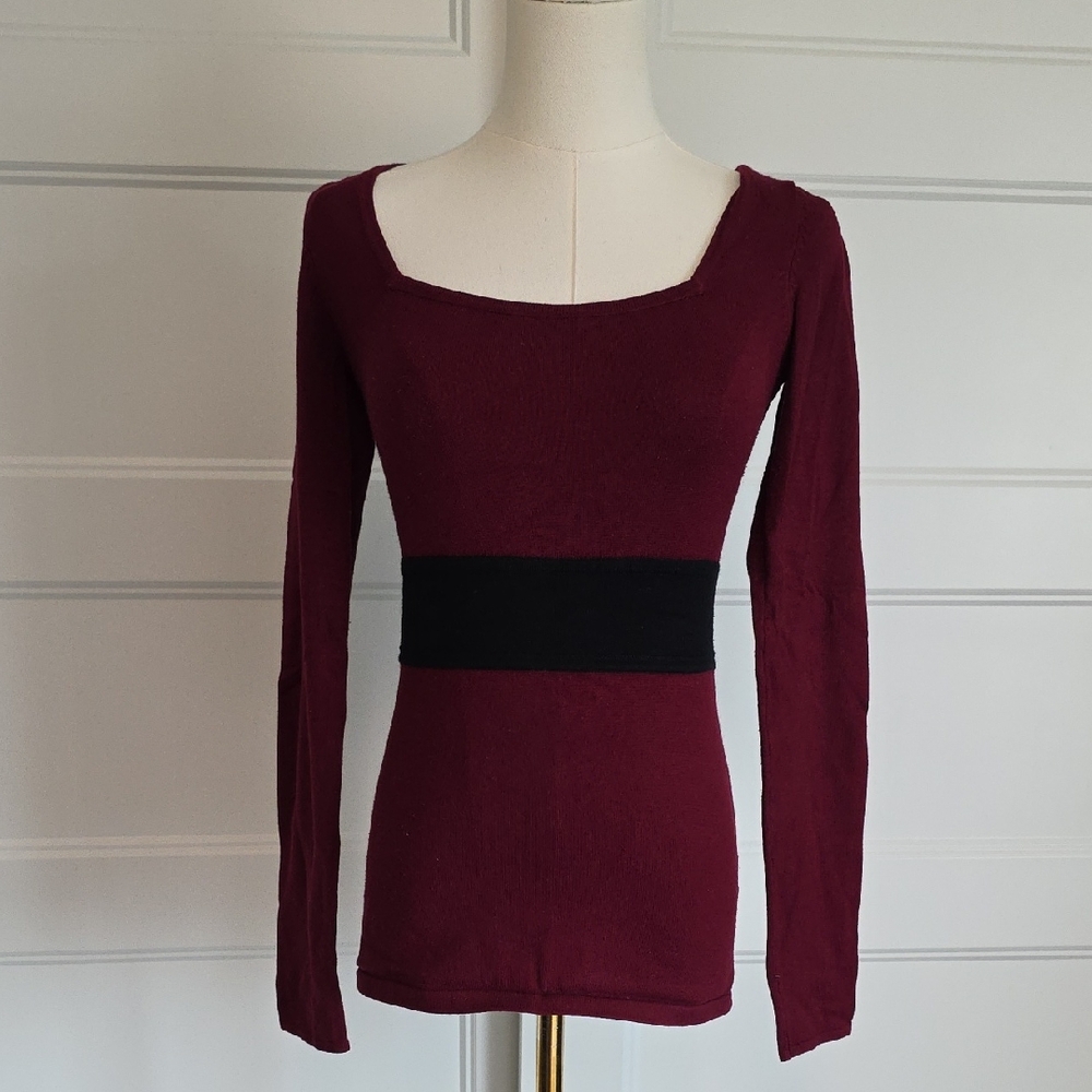 PattyBoutik Burgundy Long Sleeve Top with Black Accent